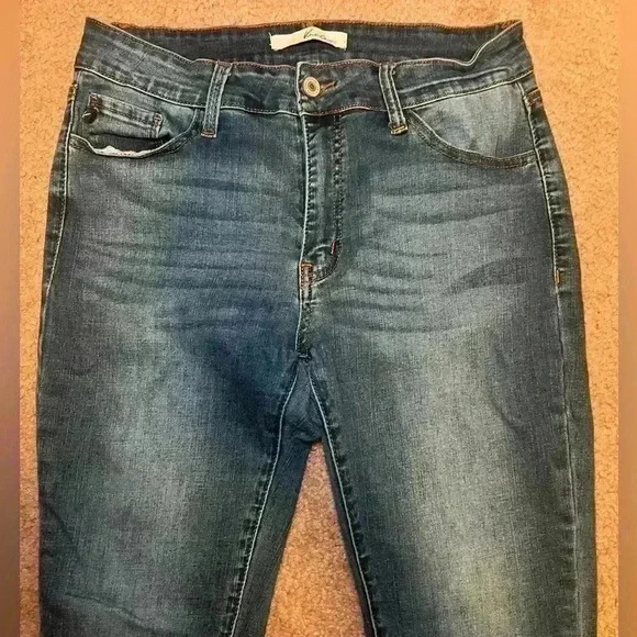 Kancan Jeans Womens 11/29 Blue Denim Mid Rise Skinny Pants Stretch - Picture 2 of 5